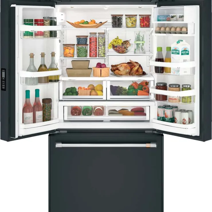 GE Café CAFE 23.1 Cu Ft 36 In Refrigerator Bottom Freezer, French door - CWE23SP3MD1 Black Outlet