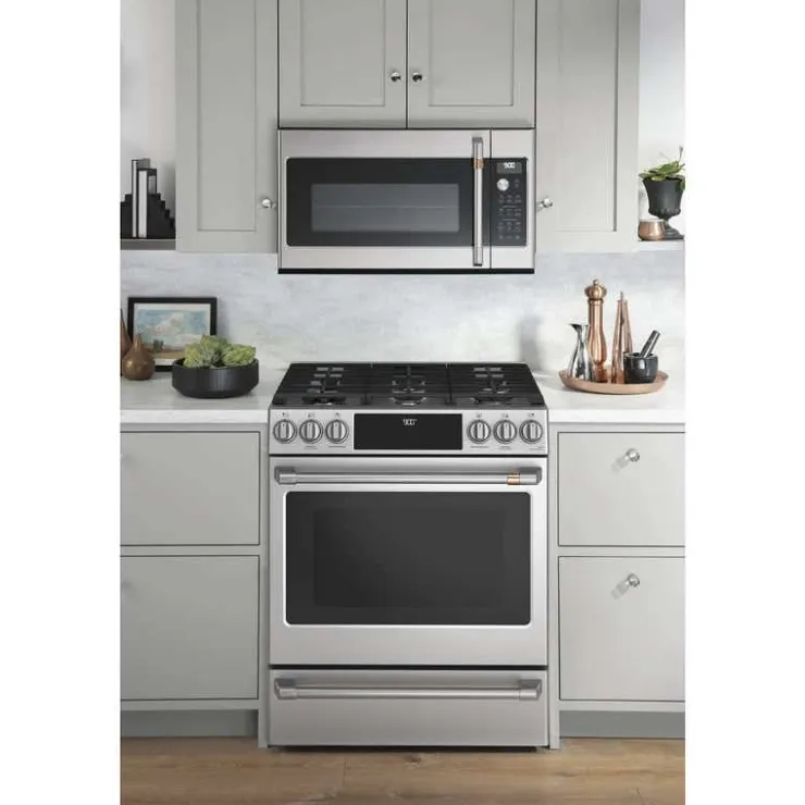 GE Café CAFE Dual-Fuel Range 30" Dual Energy Gas - CC2S900P2MS1 Stainless Steel Hot