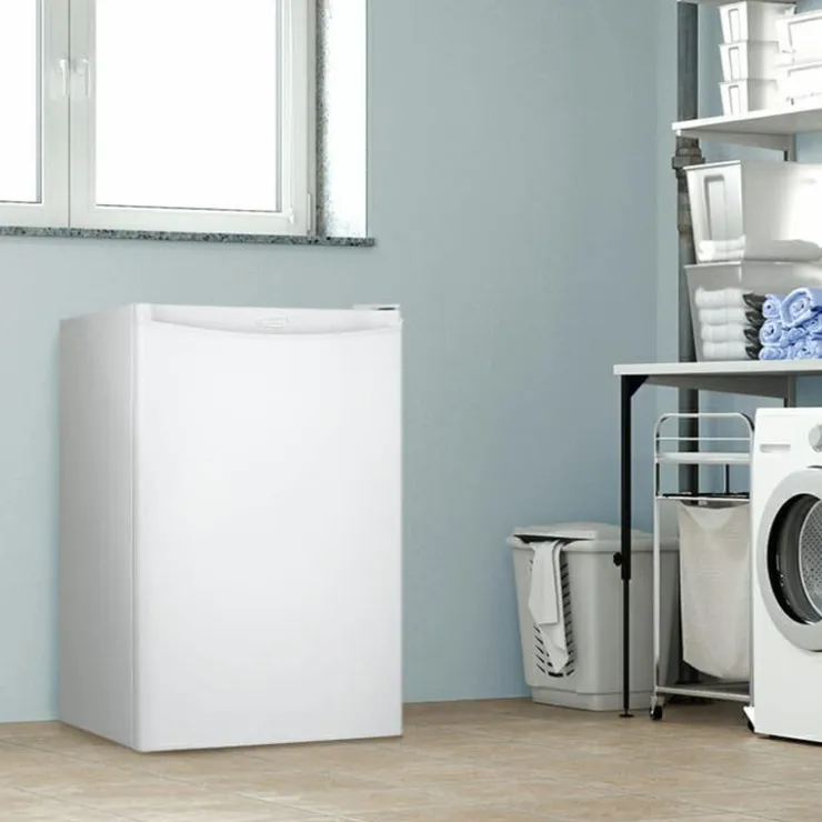 Danby 3,2 Cu Ft Freezer , Vertical, 21" - DUFM032A3WDB White Best