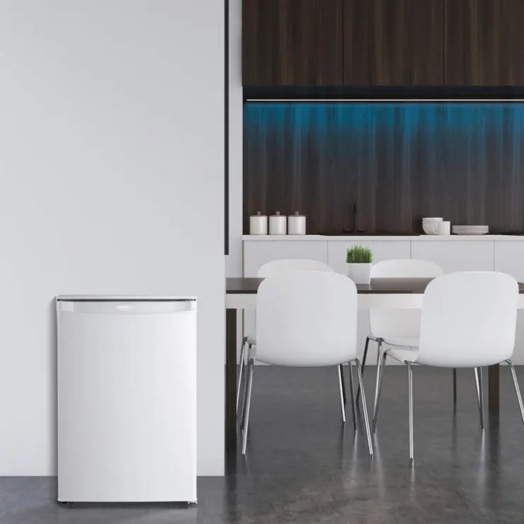 Danby 2,6 Cu Ft Refrigerator Compact - DAR026A1WDD White