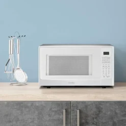 Danby Microwave 1000 22" DDMW01440WG1 White New