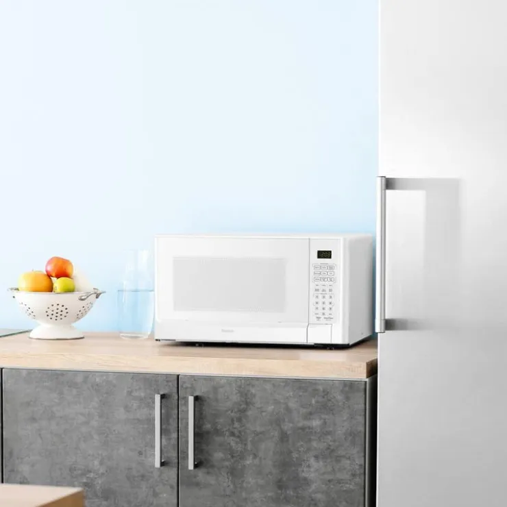 Danby Microwave 1000 22" DDMW01440WG1 White New