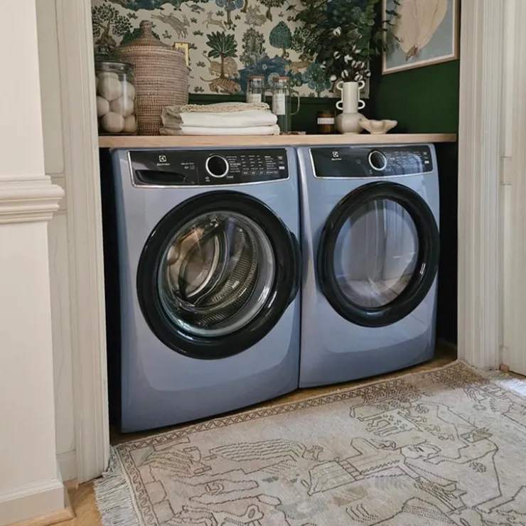 Electrolux Dryer Front-Load 27" - ELFE743CAG Glacier Blue Hot