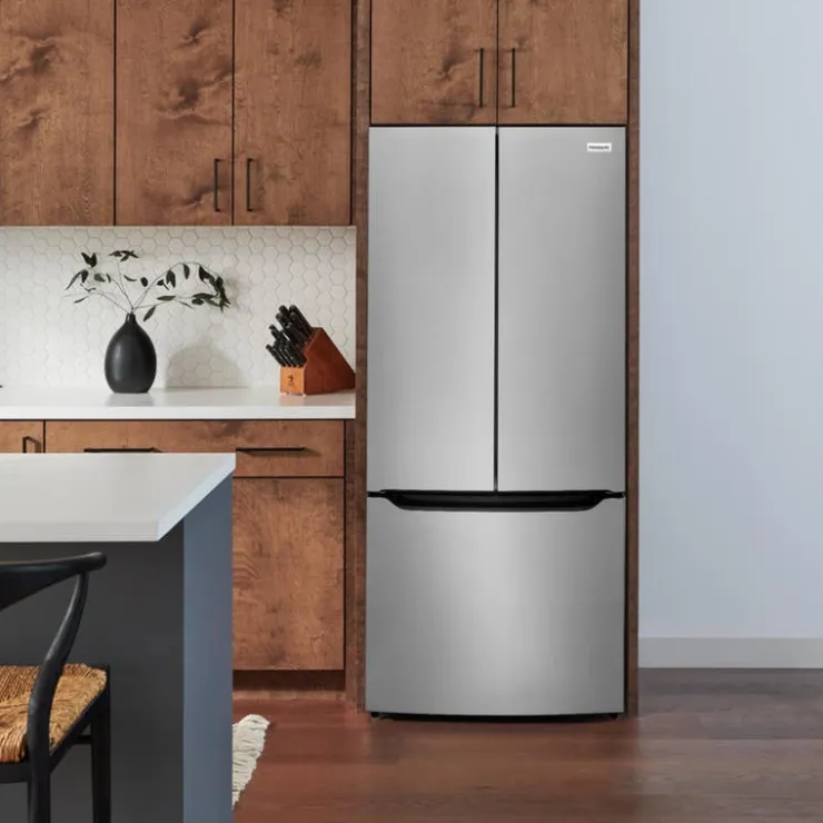 Frigidaire 20 Cu ft 33 In Refrigerator Bottom Freezer, French door - FRFG2033AV Stainless Outlet