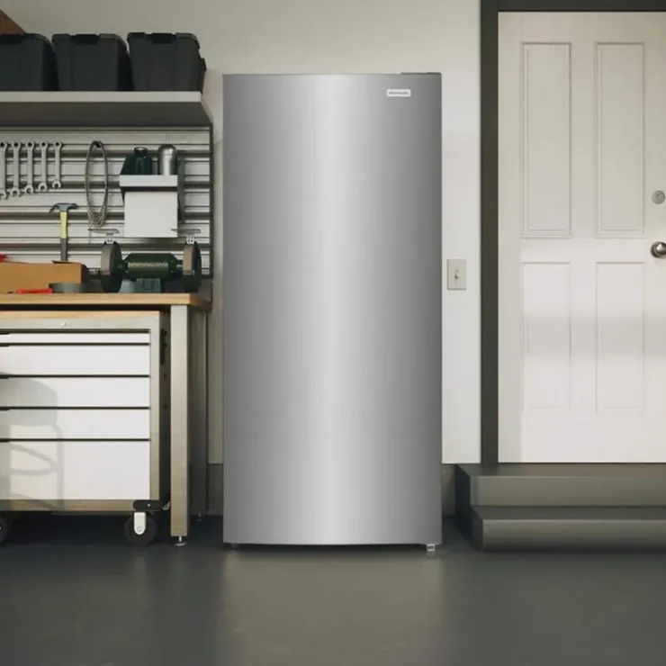 Frigidaire 21 Cu. Ft. Convertible Freezer , Vertical, 30" - FFUV2126AV Inox