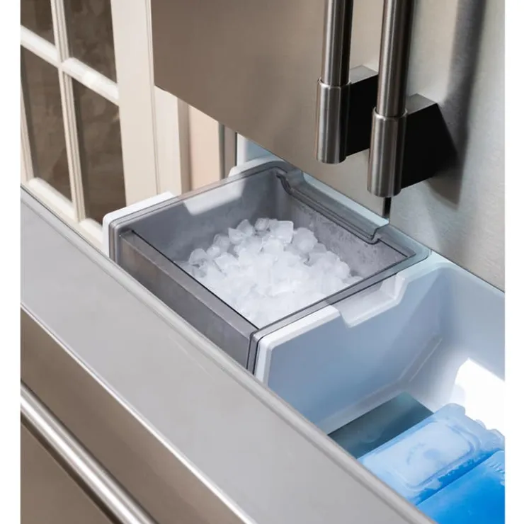 Frigidaire Professional 23 Cu Ft 36 In Refrigerator Bottom Freezer, French door - PRFG2383AF Stainless Discount