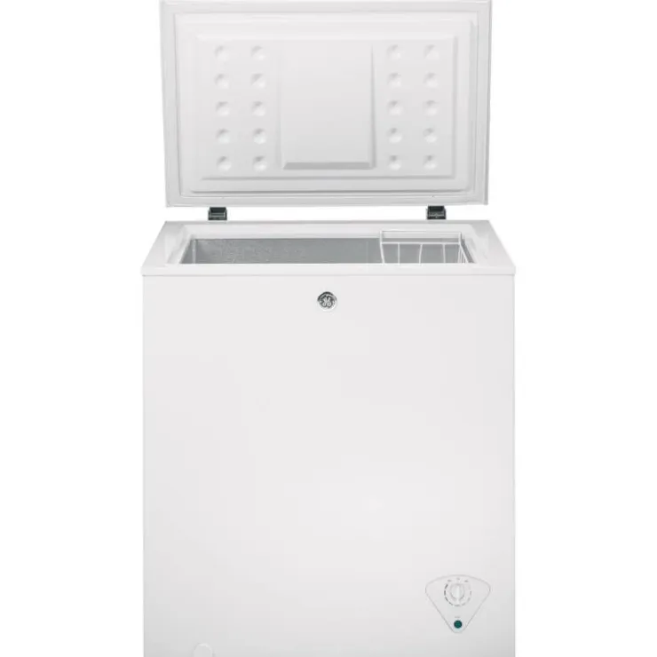 GE Appliances GE 5.1 cu. ft. Freezer , Honrizontal, 24.75" - FCM5STWW White Clearance
