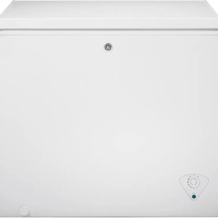 GE Appliances GE 7 cu. ft. Freezer , Honrizontal, 32" - FCM7STWW White Clearance