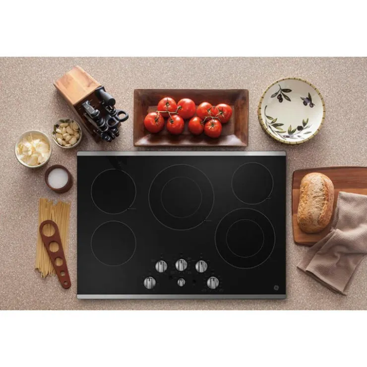 GE Appliances GE Cooktop Glass-Ceramic 30" Electric - JEP5030STSS Stainless Steel Outlet