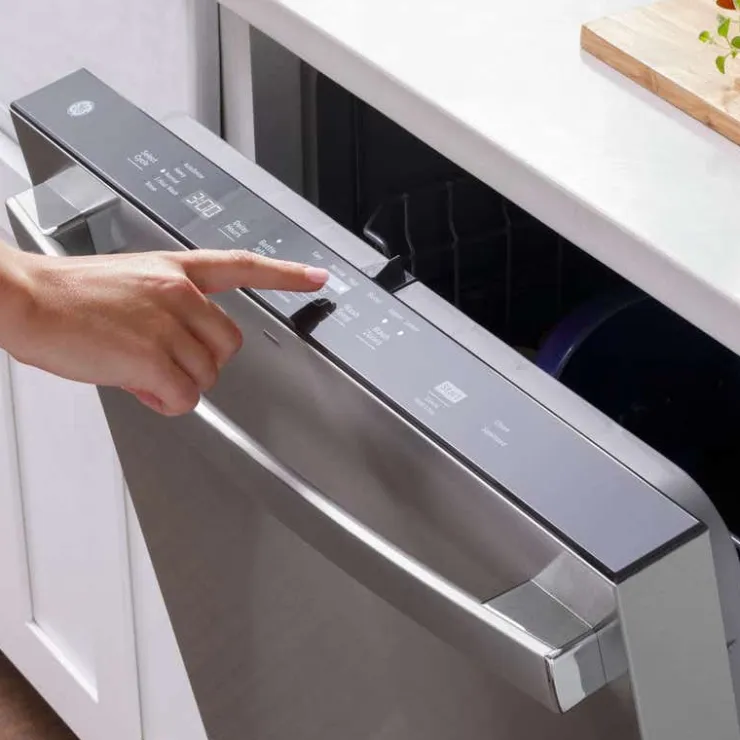 GE Appliances GE Dishwasher Built-In 24" 50dB - GDT635HSRSS Stainless Steel Clearance
