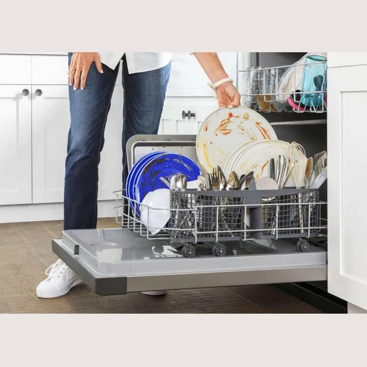 GE Appliances GE Dishwasher Built-In 24" 59dB - GDF510PGRWW White New