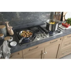 GE Profile Cooktop Gas 36" - PGP9036SLSS Stainless Steel Outlet