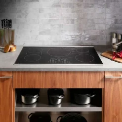 GE Profile Cooktop Glass-Ceramic 36" Electric    - PHP7036DTBB Black New