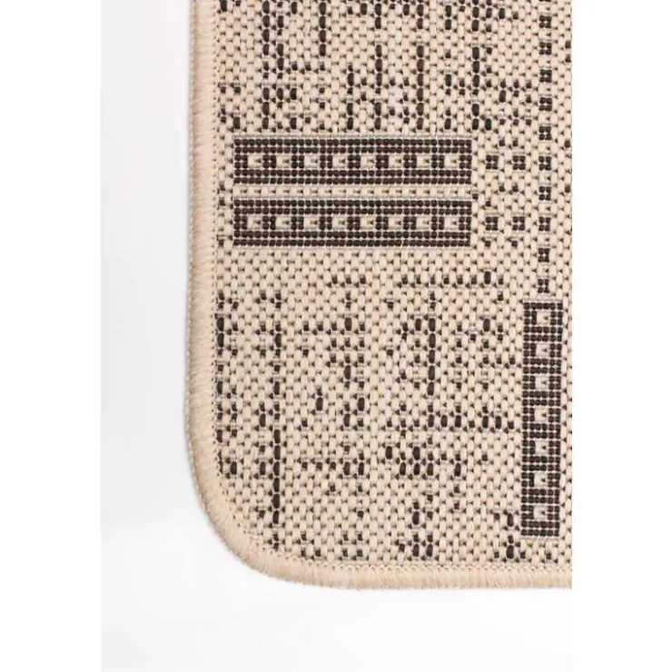 Indoor or Outdoor Rug - 2 x 4 Tan New