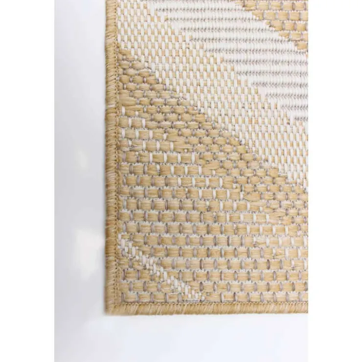 Indoor or Outdoor Rug - 7 x 10 Gold New