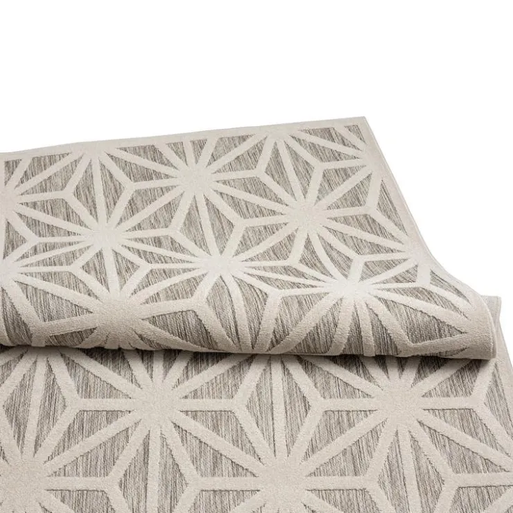 Indoor or Outdoor Rug - 8 x 10 Beige