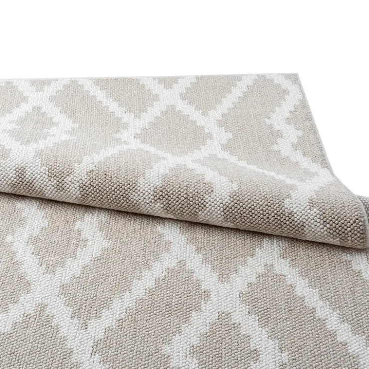 Indoor Rug - 5 x 8 White/Beige New