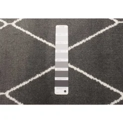 Indoor Rug - 5 x 7 Dark Grey/White New