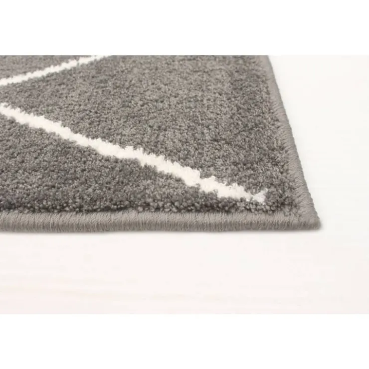 Indoor Rug - 5 x 7 Dark Grey/White New