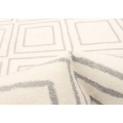 Indoor Rug - 8 x 10 White/Grey Clearance