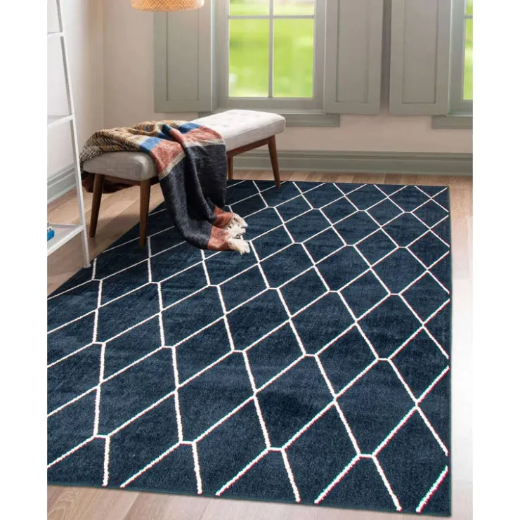 Indoor Rug - 8 x 10 Navy/White Clearance