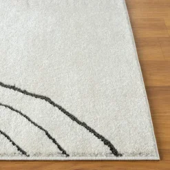Indoor Rug - 5 x 8 Beige / Black Clearance