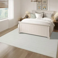 Indoor Rug - 6x9 White Clearance