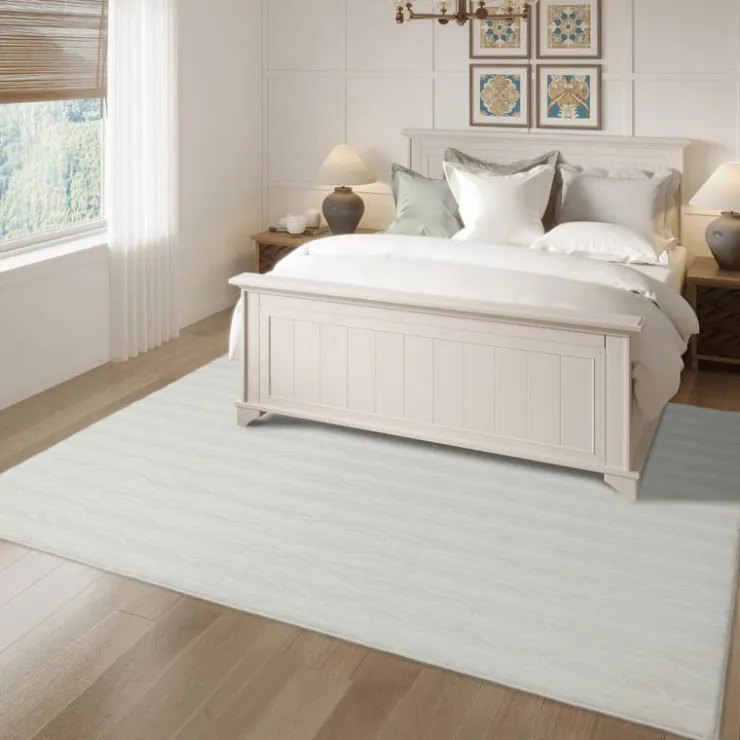 Indoor Rug - 5x7 White New