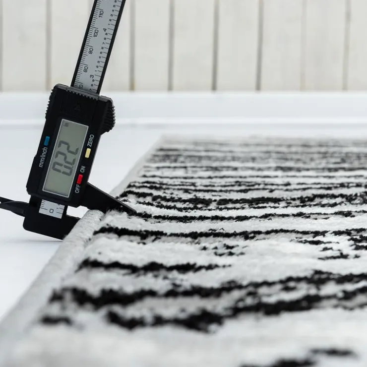 Indoor Rug - 8x10 Black/Grey/White Clearance
