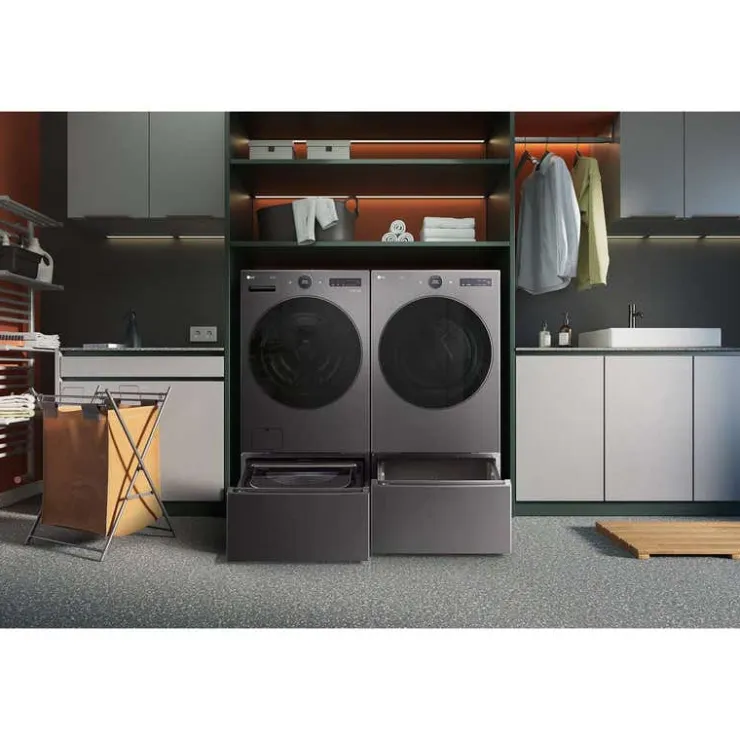 LG Dryer Front-Load 27" - DLEX6700B Black Stainless Outlet