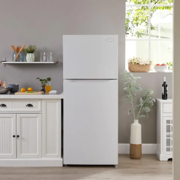Marathon 18 Cu Ft 30 In Refrigerator Top Freezer - MFF184W White Clearance