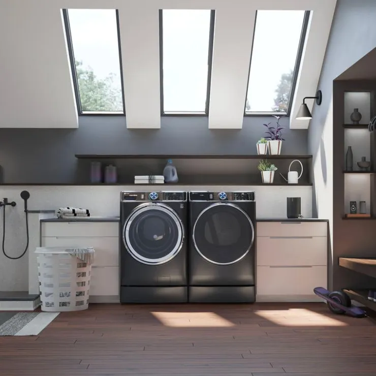 GE Appliances Pedestal Carbon Graphite Hot
