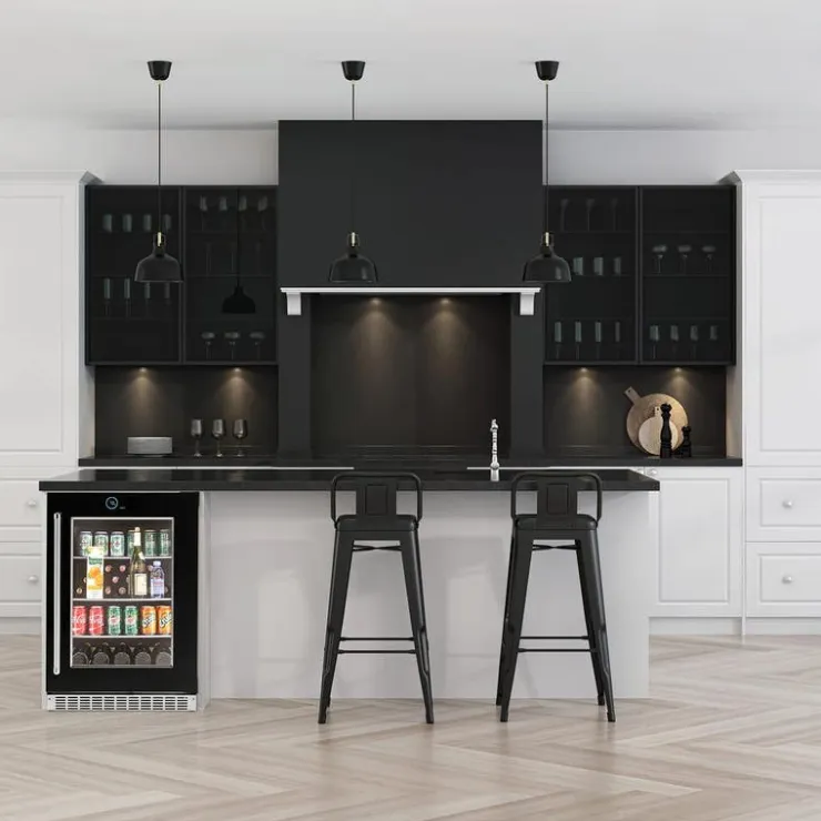 Danby SILHOUETTE 24″ Built-in Beverage Center 24" - SRVBC050R Black Clearance