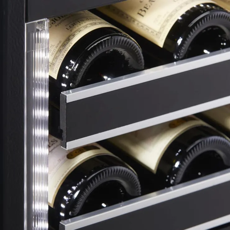 Danby SILHOUETTE Wine Cooler 24 in 24" - SRVWC050L-SS Black Outlet