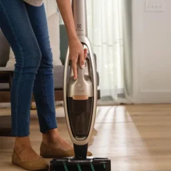 Electrolux WellQ7 Cordless Hard Floor Vacuum - EHVS35H2AQ Sand Online